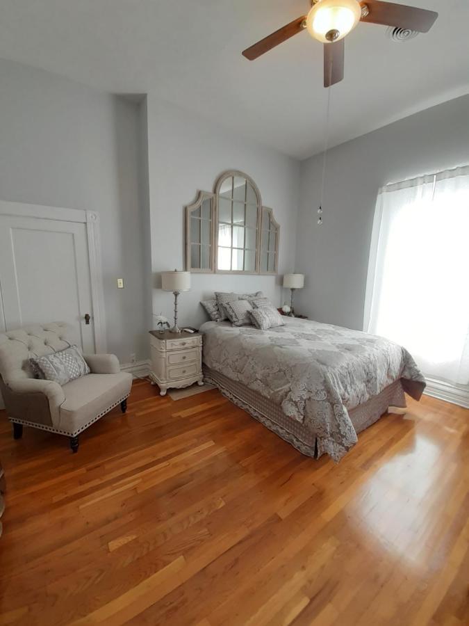 Queens Chamber W King Heavenly Bed At Nottingham Place In Wise Exteriér fotografie
